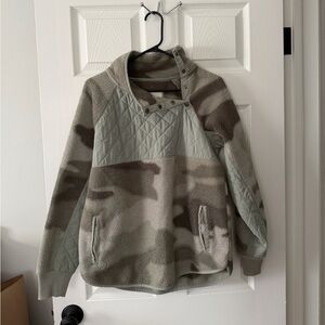 Abercrombie & Fitch Quilted Jacket with Buttons